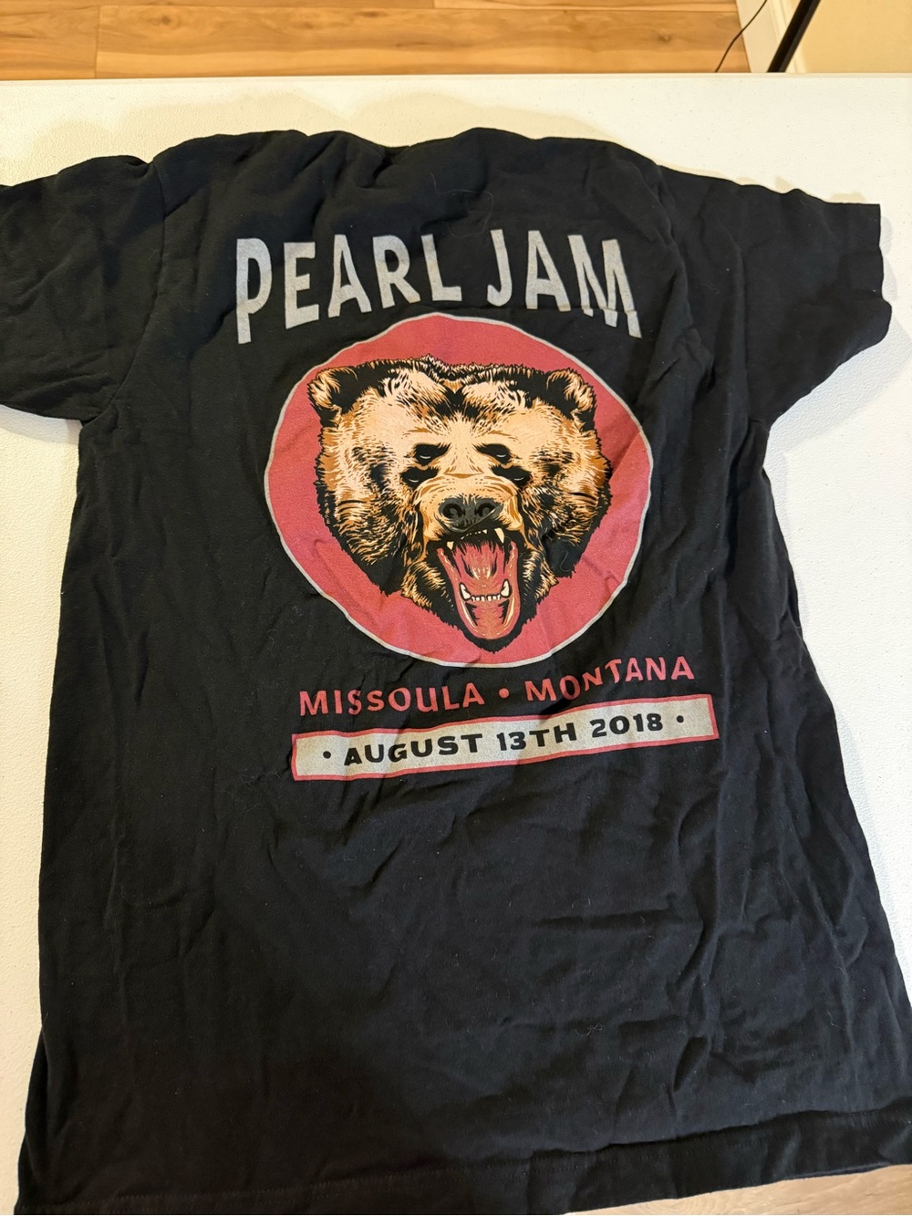 Pearl Jam Unisex Black Grizzly Bear Concert Montana 2018 Medium T-shirt tee